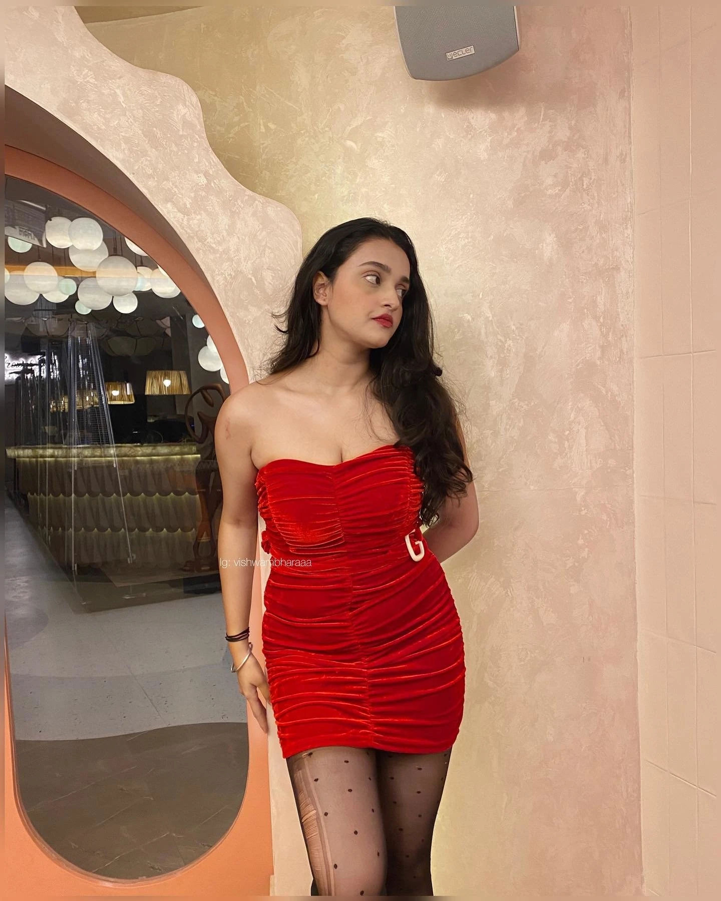 Zoya – Indian escort in Hyderabad — 2 / 3