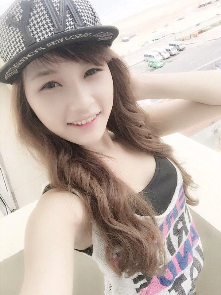 Mimi – Vietnamese escort in Ho Chi Minh City — 2 / 9