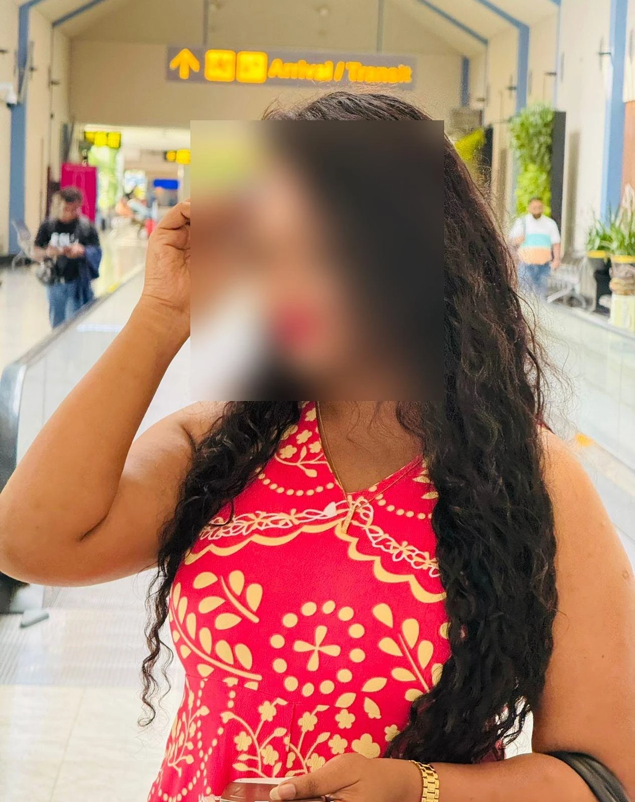 Asenni Fernando – escort in Colombo — 2 / 4