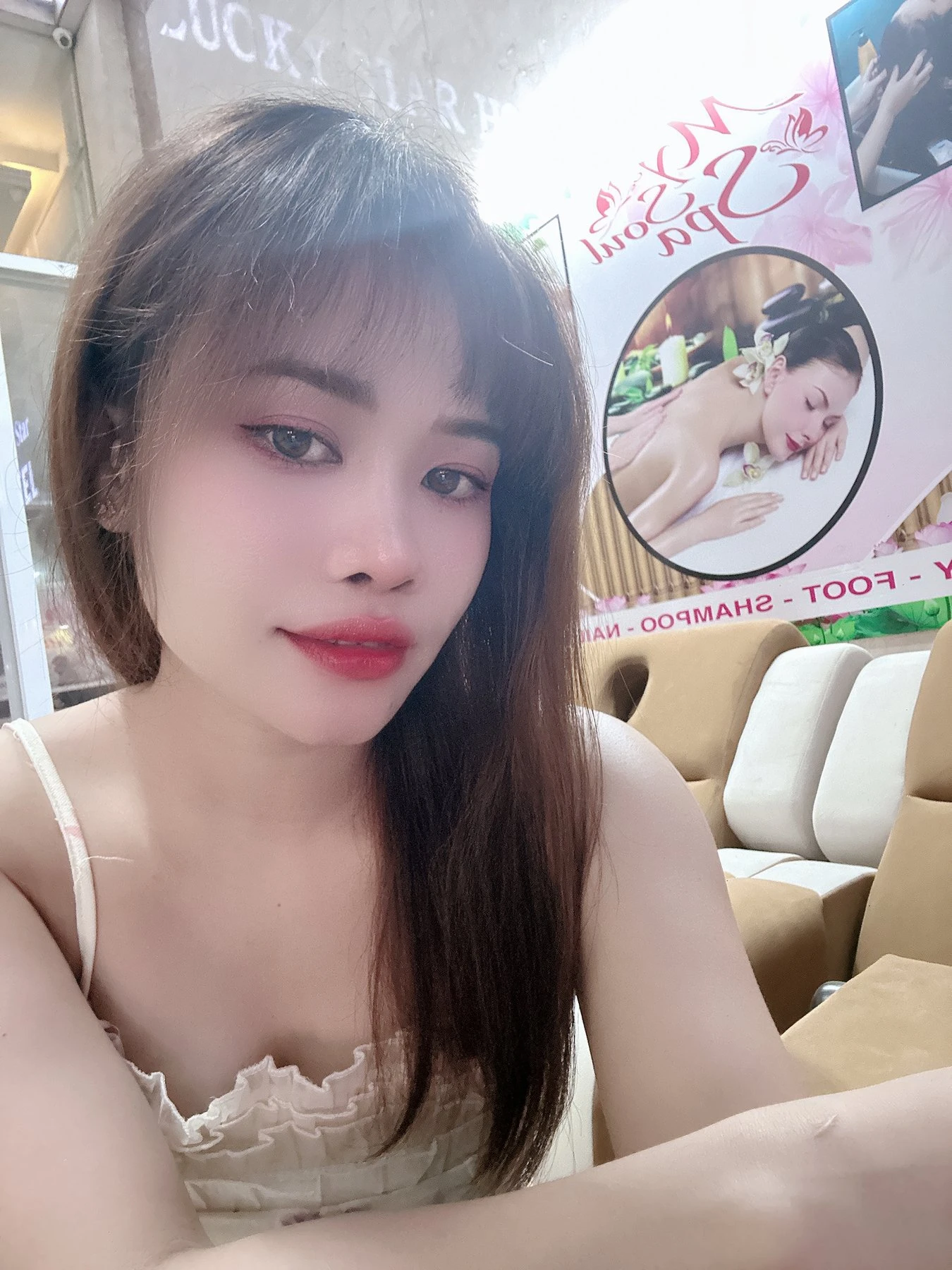 Cutie Yumie – Vietnamese escort in Ho Chi Minh City — 7 / 8