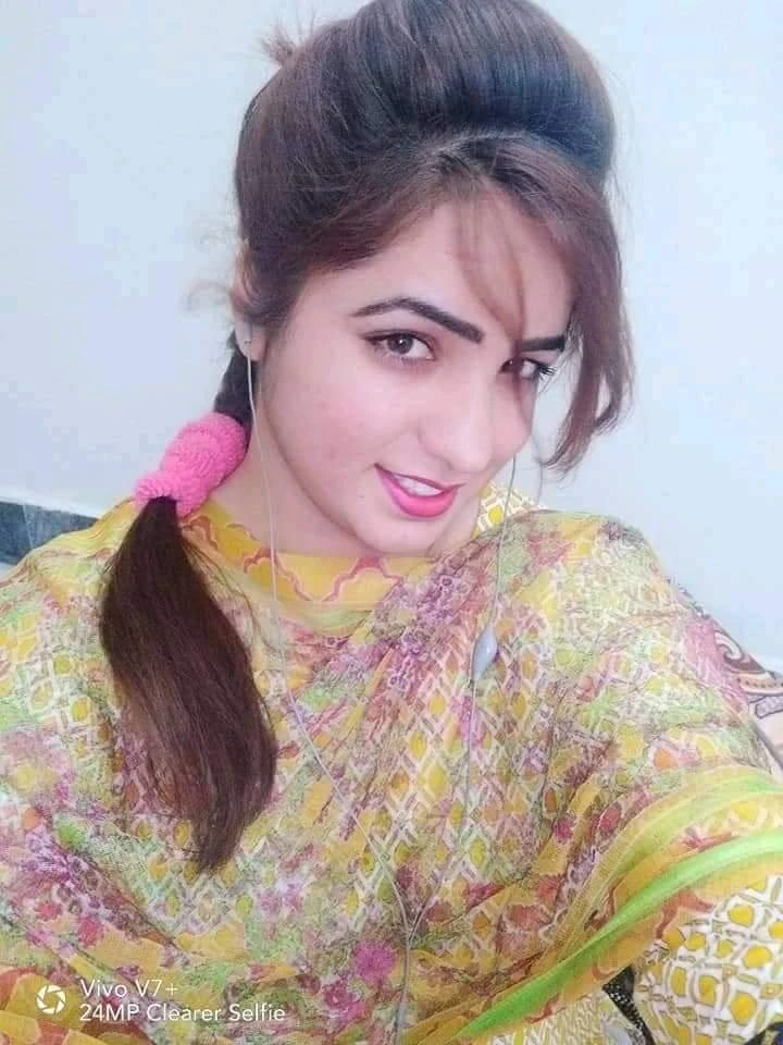 Aqsa Khan Call Girls – Pakistani escort in Lahore — 3 / 11