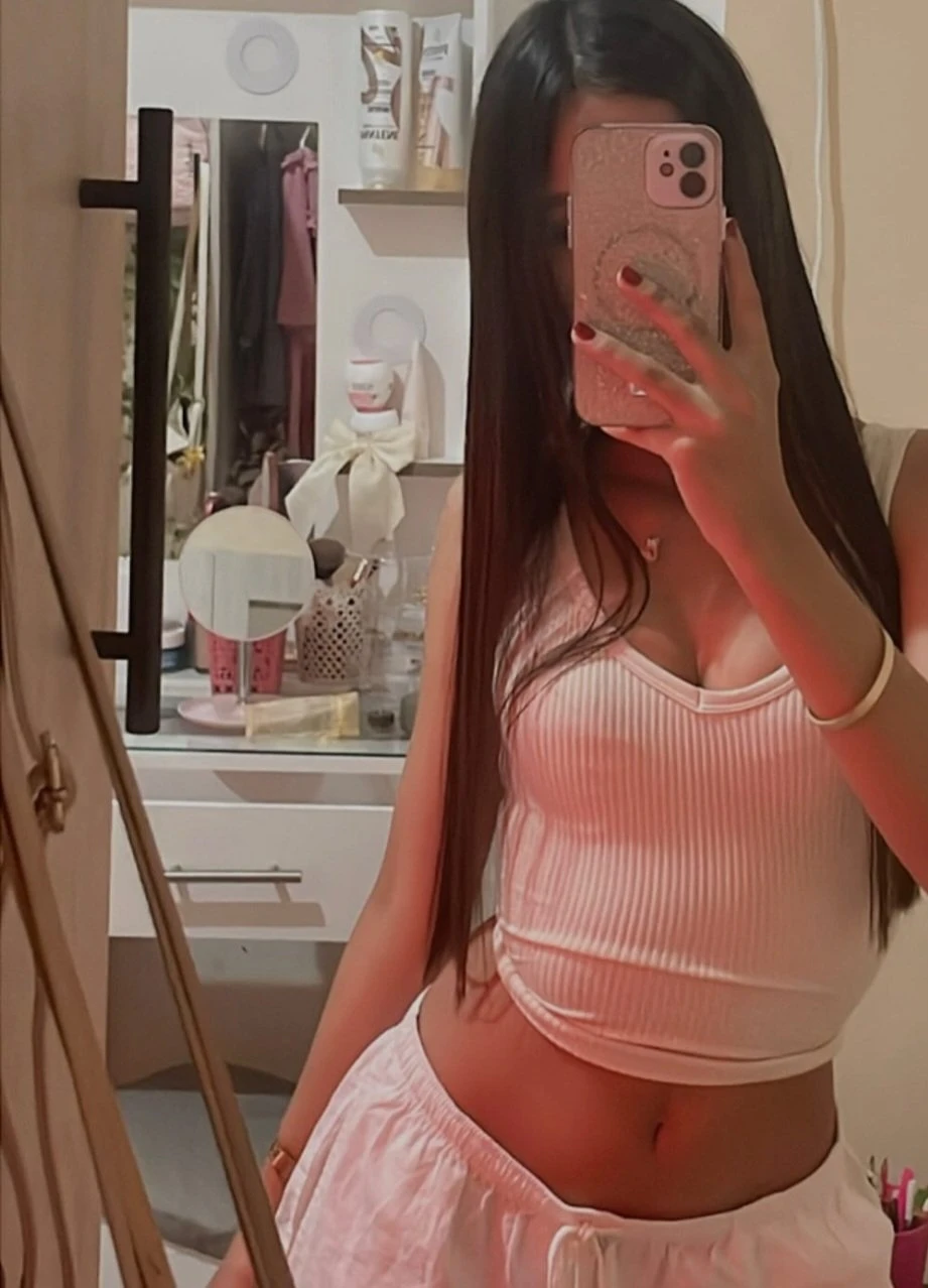 Namrata – Indian escort in Lucknow — 2 / 3