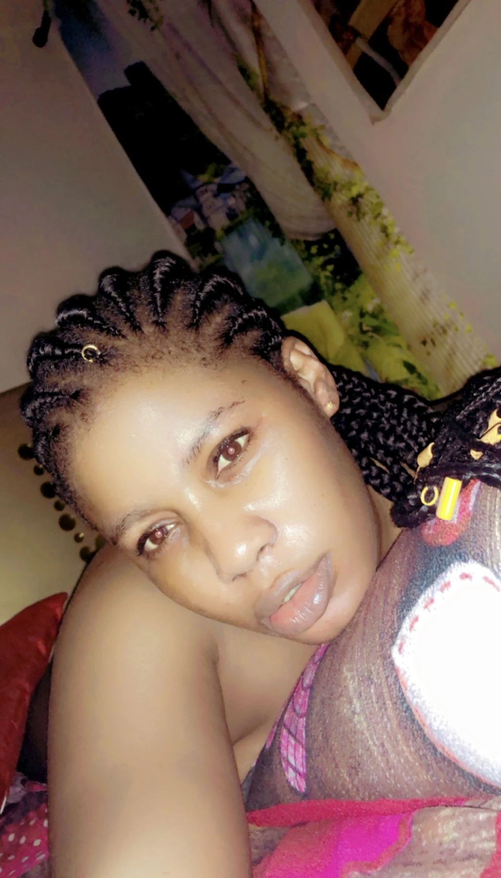 Tempted Bosoms – Ghanaian escort in New Delhi — 2 / 4