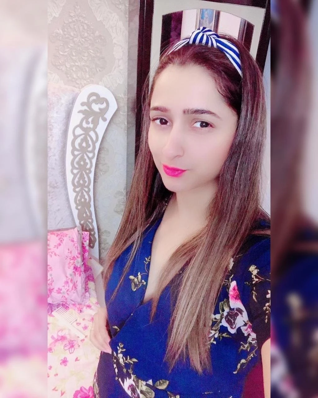Sweety Patel – Indian escort in Mumbai — 5 / 7