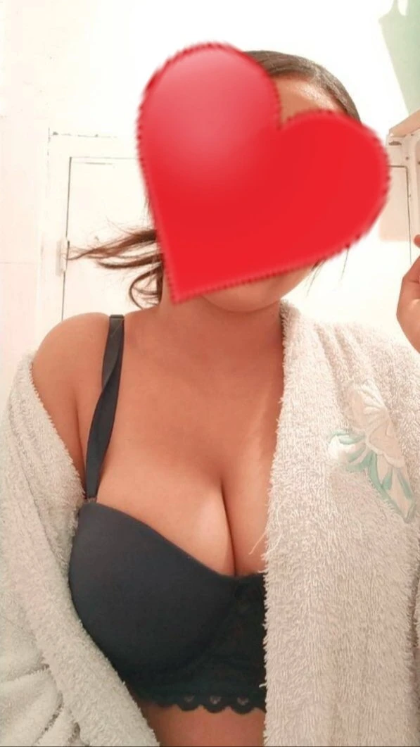 Malak – Moroccan masseuse in Rabat — 4 / 6