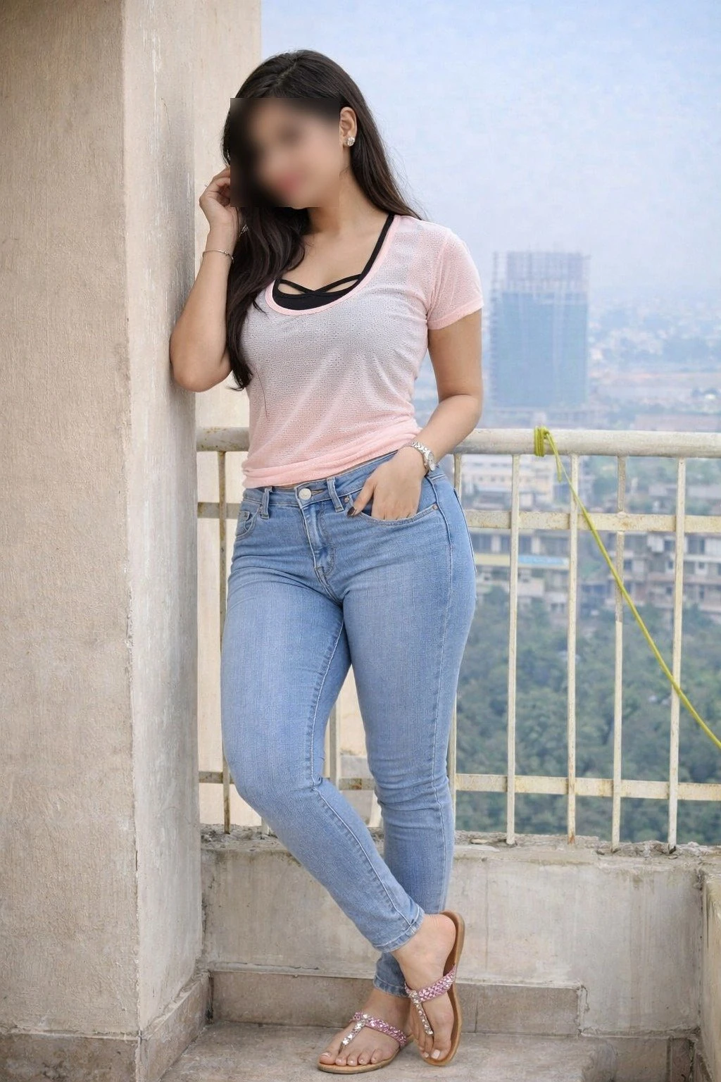 Aarohi Sharma – Indian escort in Noida — 4 / 5