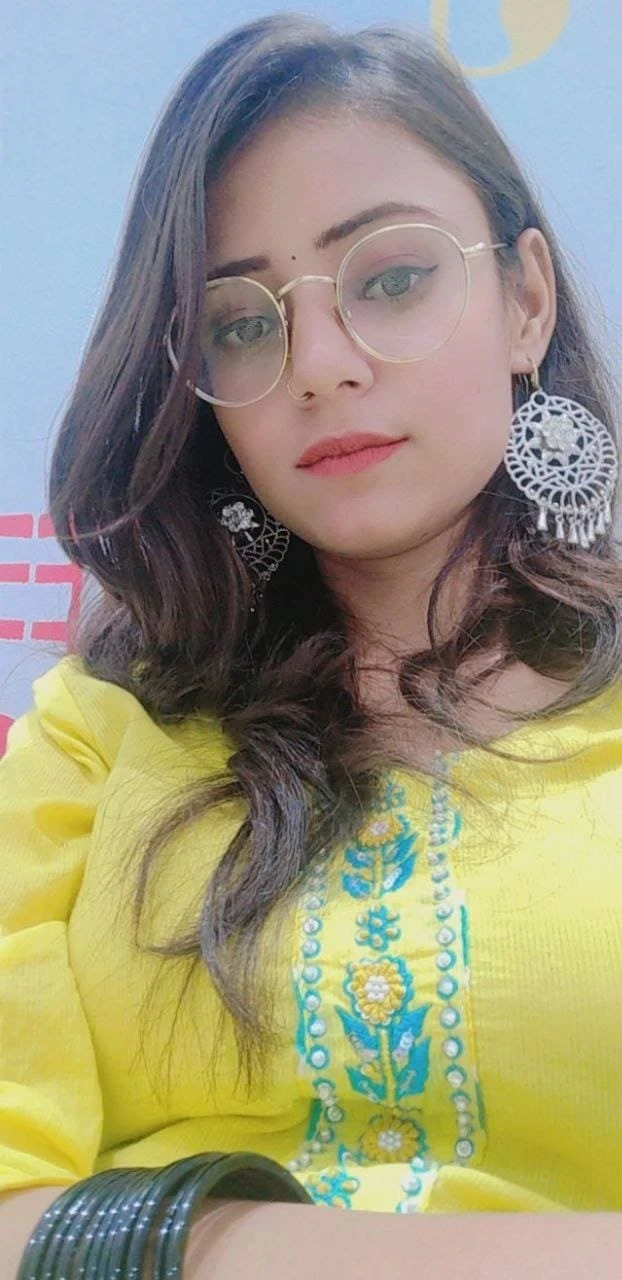 Falak Cam Show Real Meet – Indian escort in Hyderabad — 2 / 7