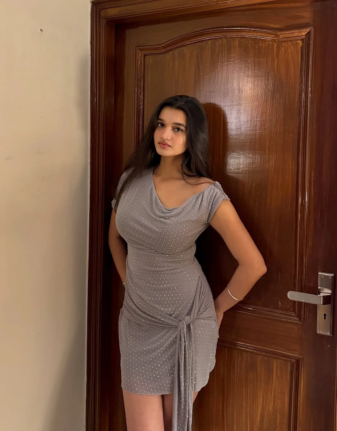 Dipti – Indian escort in Manali — 3 / 4