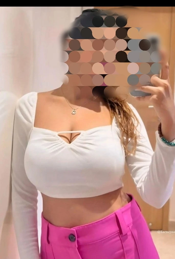 Babita Rani Best Cam & Real Meet – Indian escort in Kochi — 3 / 4