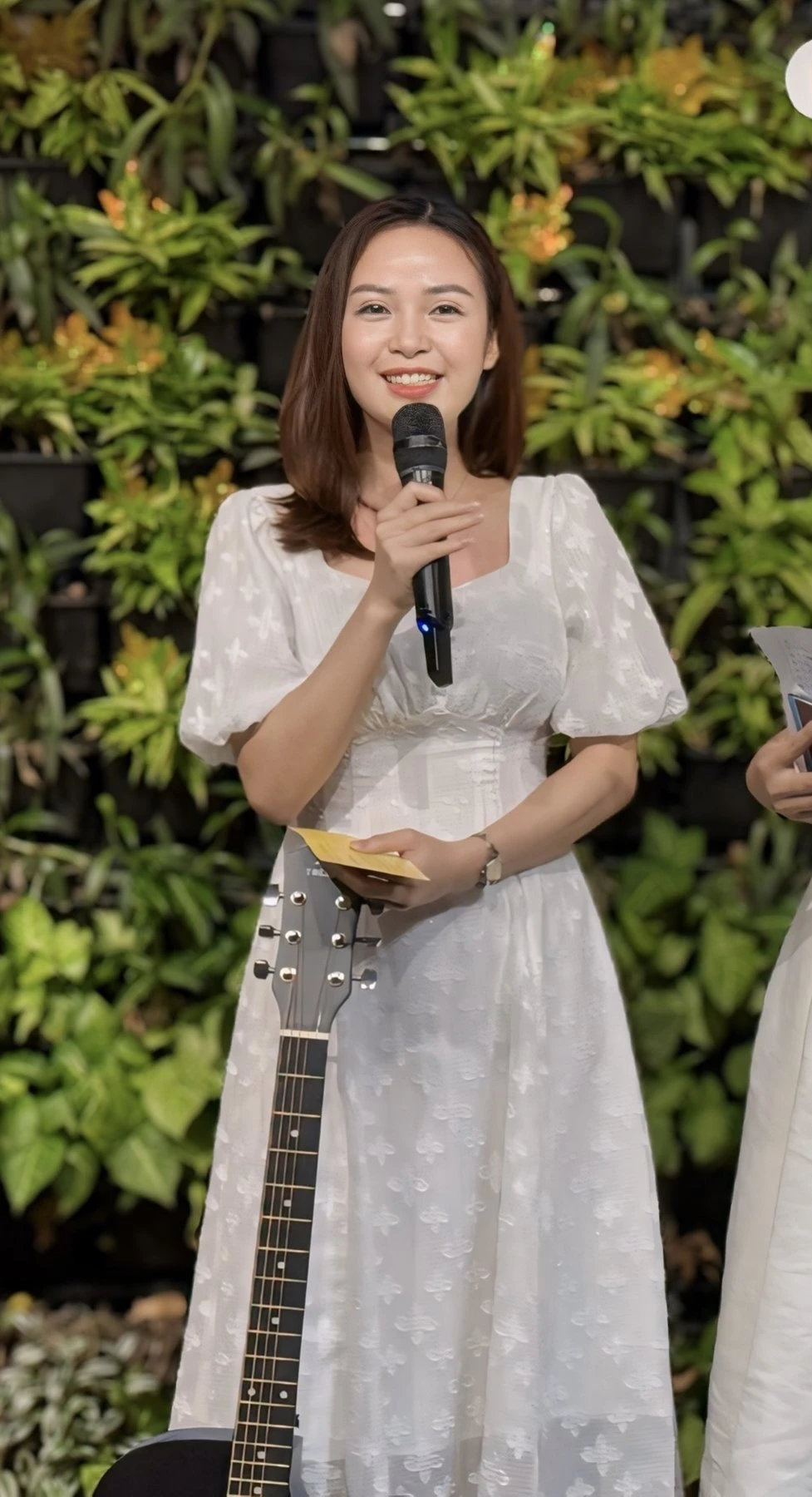 Julia – Vietnamese escort in Hanoi — 5 / 8