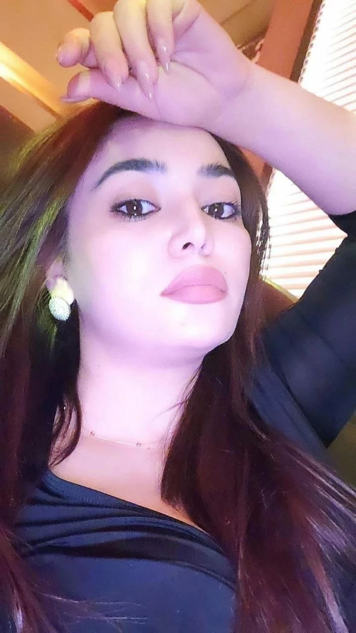 Anamika Roy Cash payment High profile – Indian escort in Vijayawada — 8 / 9