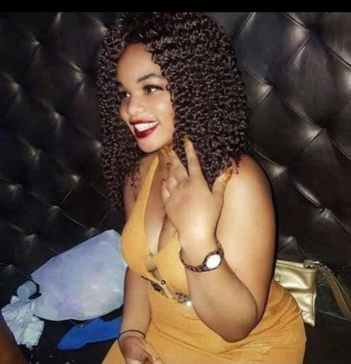 Kelly – South African escort in Pune — 2 / 9