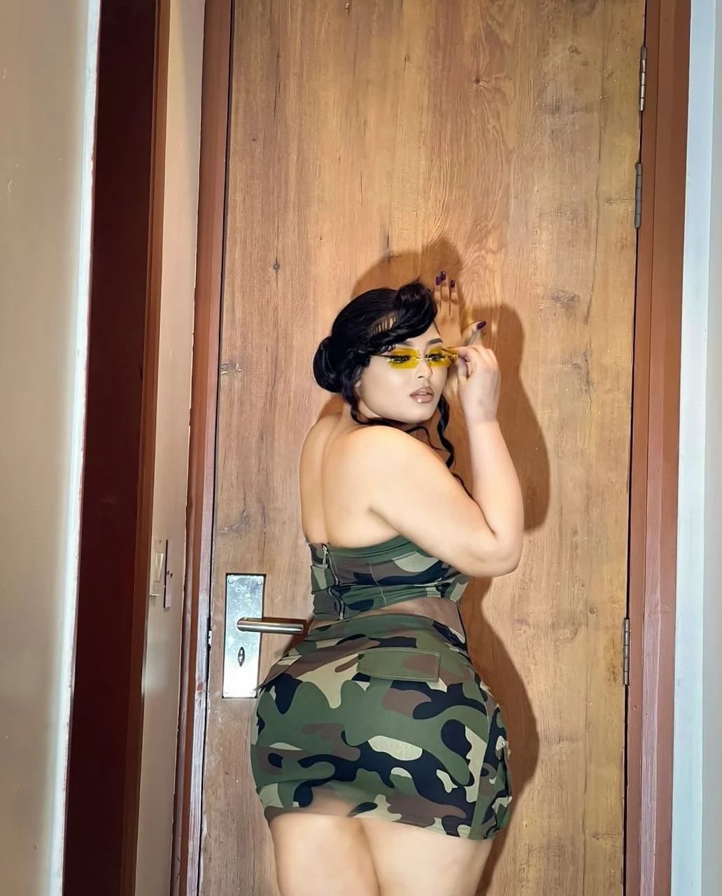 Clara – Tanzanian escort in Udaipur — 2 / 4