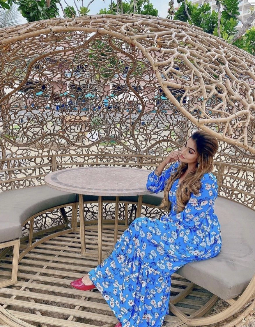 Fallon – escort in Colombo — 3 / 7