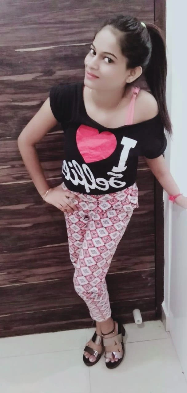 Cam show & real meet available sheetal – Indian escort in Mumbai — 5 / 8