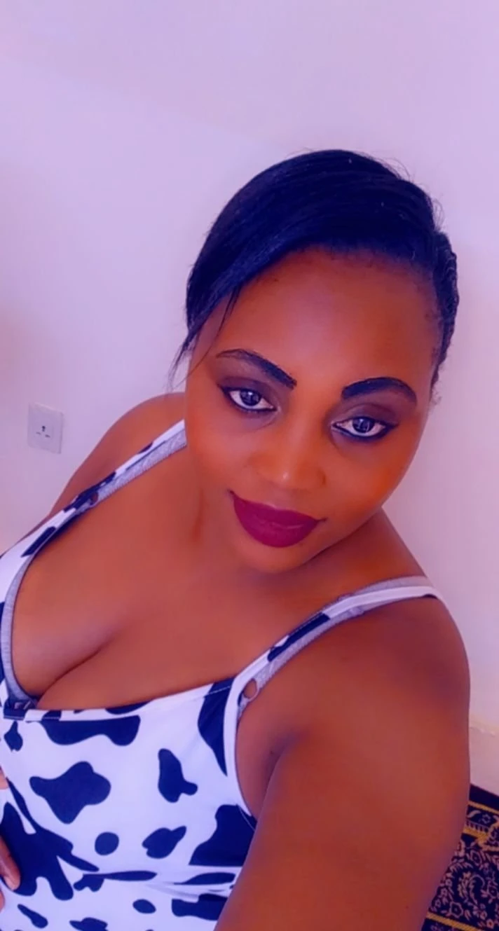 Samira – Kenyan escort in Beirut — 3 / 6