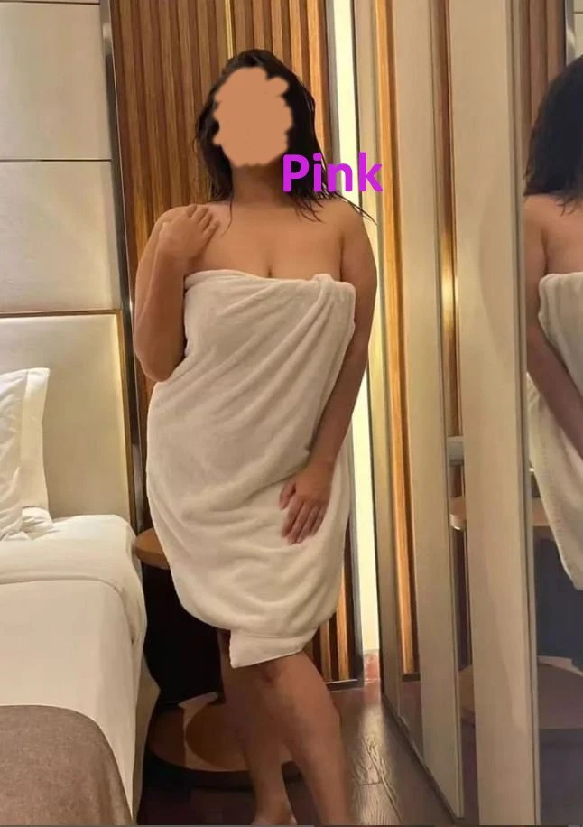 Pink -Day Time Meeting Available – Indian escort in New Delhi — 2 / 11