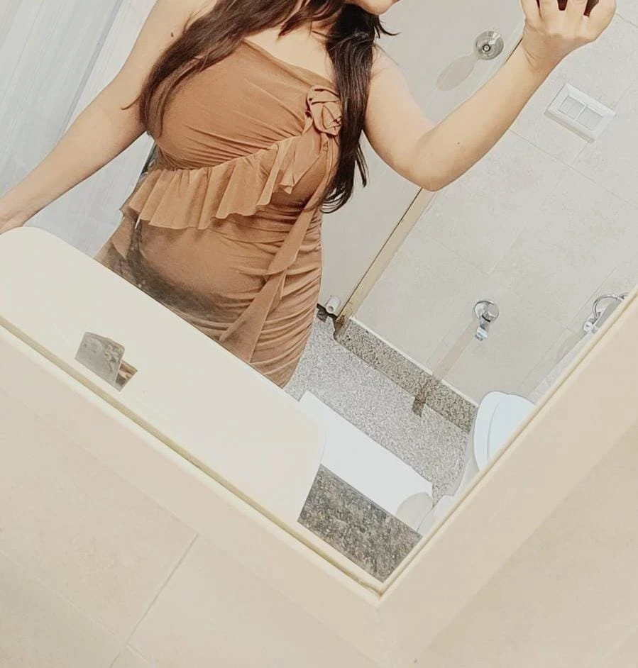 Riya – Guatemalan escort in New Delhi — 2 / 4