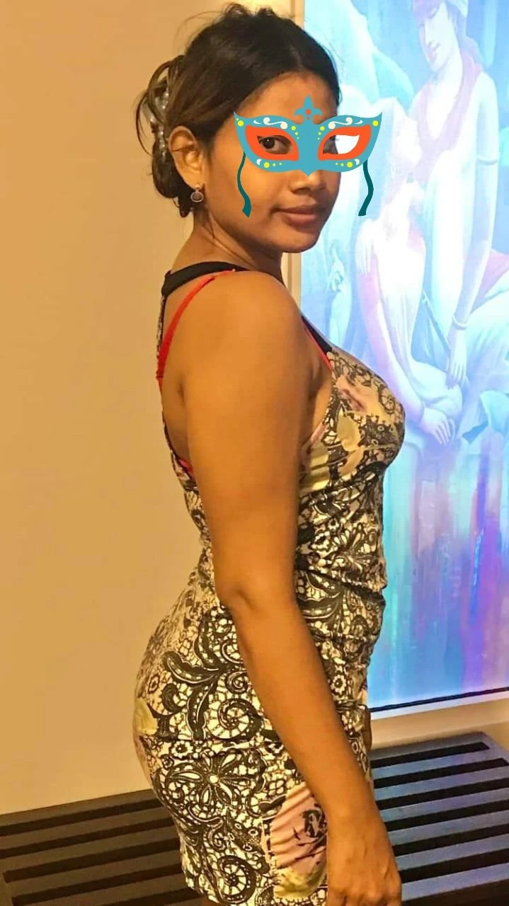 Nadi is back – Sri Lankan escort in Colombo — 21 / 25
