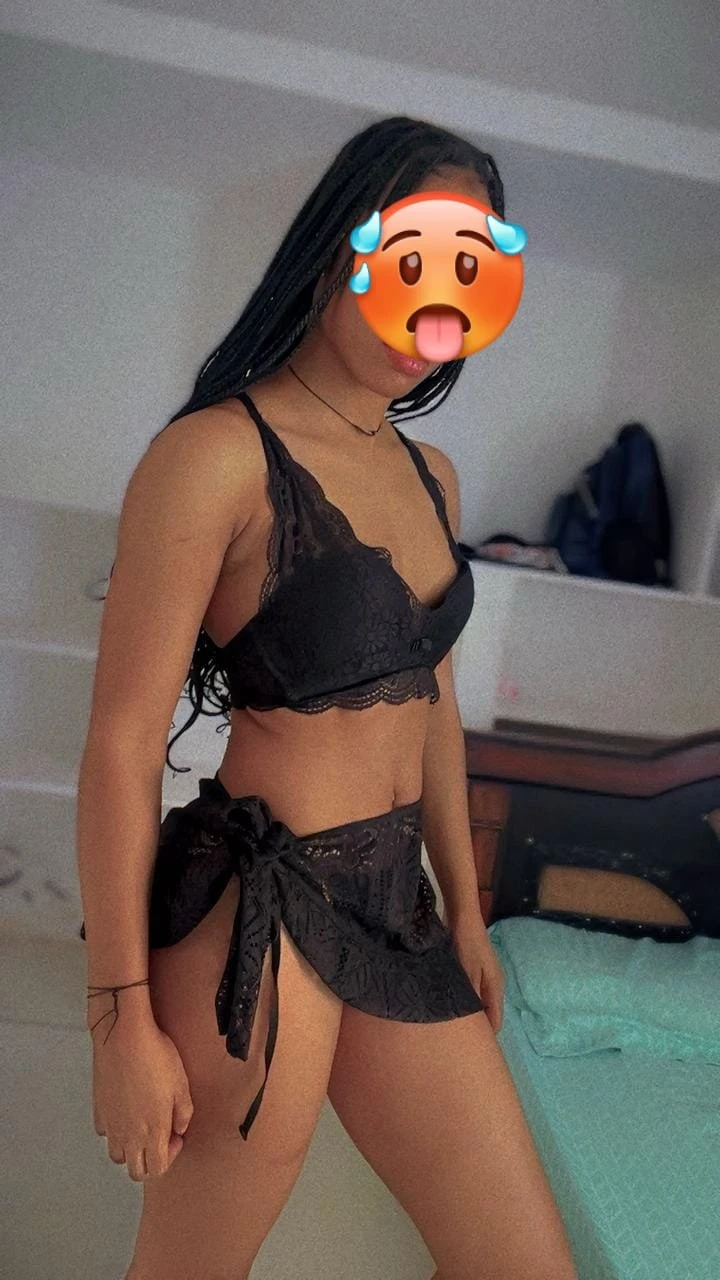 Juicy chocolate booty Aria – South African escort in Hyderabad — 5 / 7