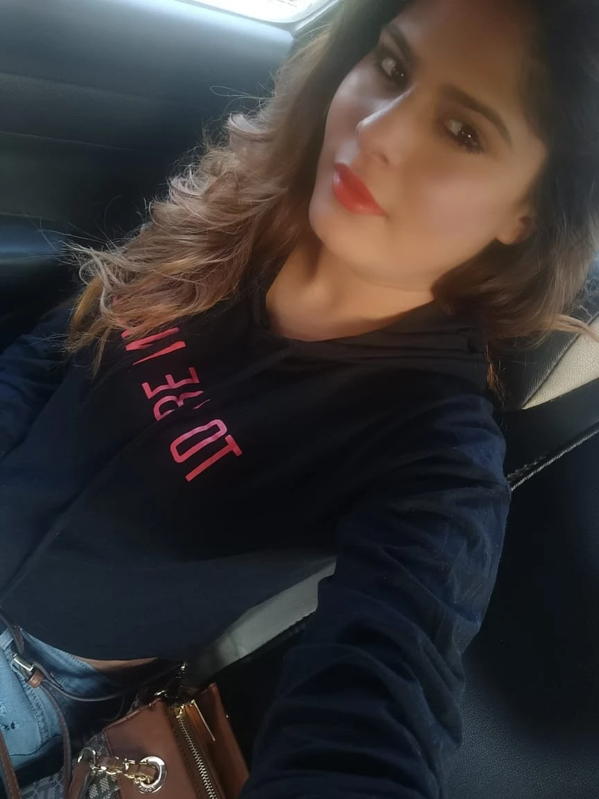 Bhumika Malhotra – Indian escort in Mumbai — 1 / 3