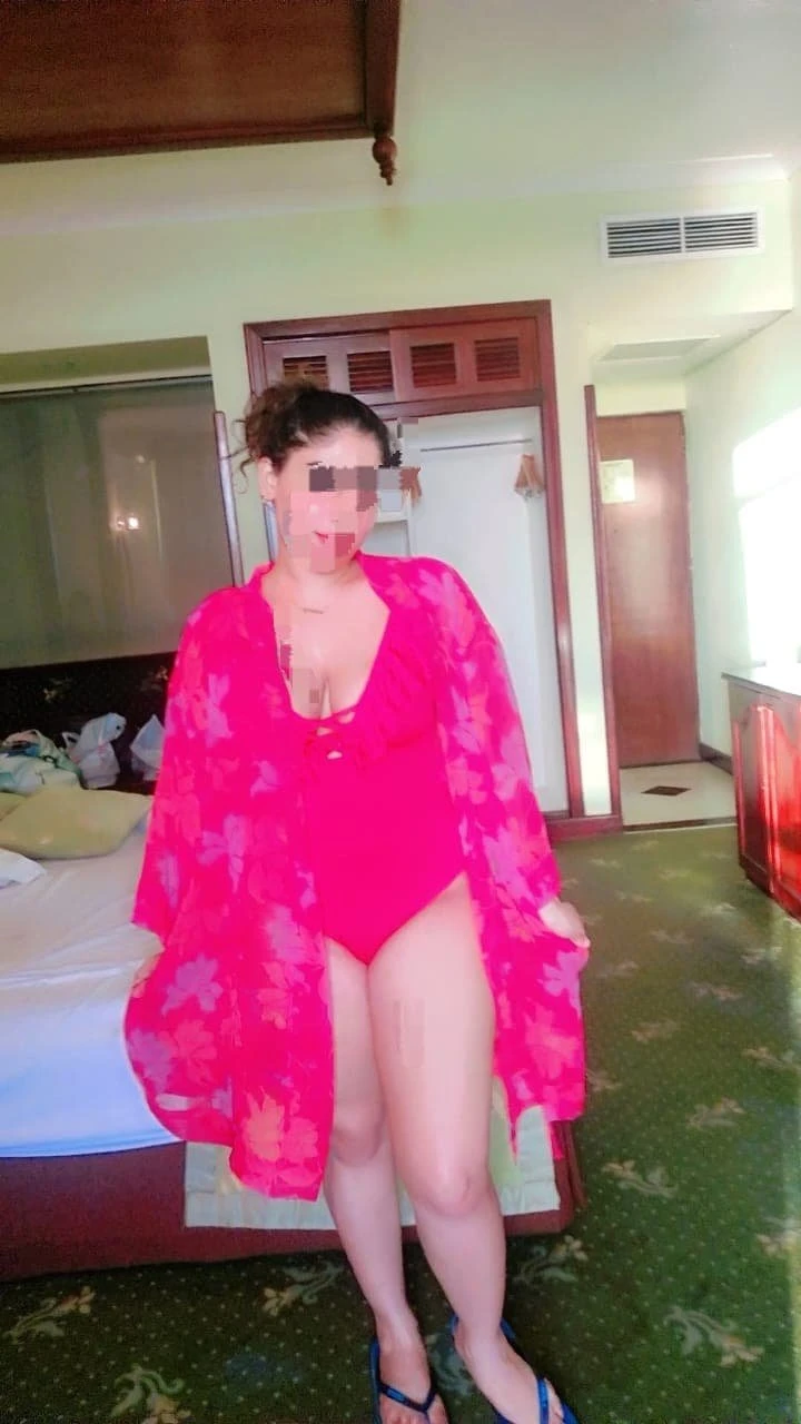 Layla – Sri Lankan escort in Colombo — 3 / 8