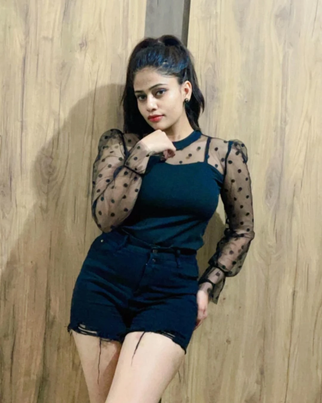 Asha Cam Show and real Meet – Indian escort in Hyderabad — 2 / 4