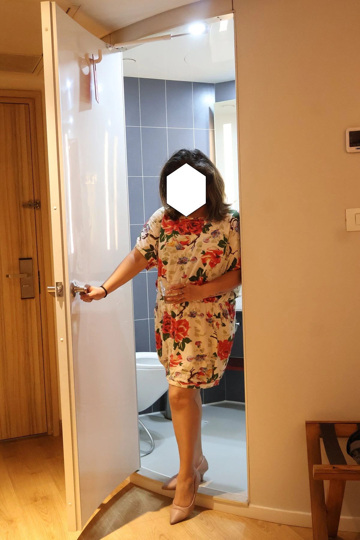 Sizzling Debolina – Indian escort in Kolkata — 2 / 7