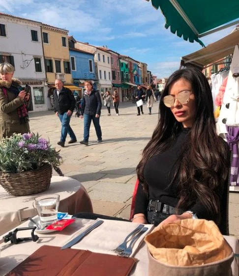 Mariam Escort – Afghan escort in Beirut, Escort, Beirut
