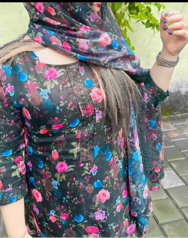 Muslim girl sara. Vip – Sri Lankan escort in Colombo — 3 / 4