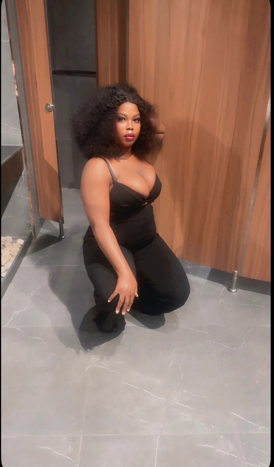 LILLY, BIG BOOBS – Kenyan escort in Gurgaon — 2 / 5