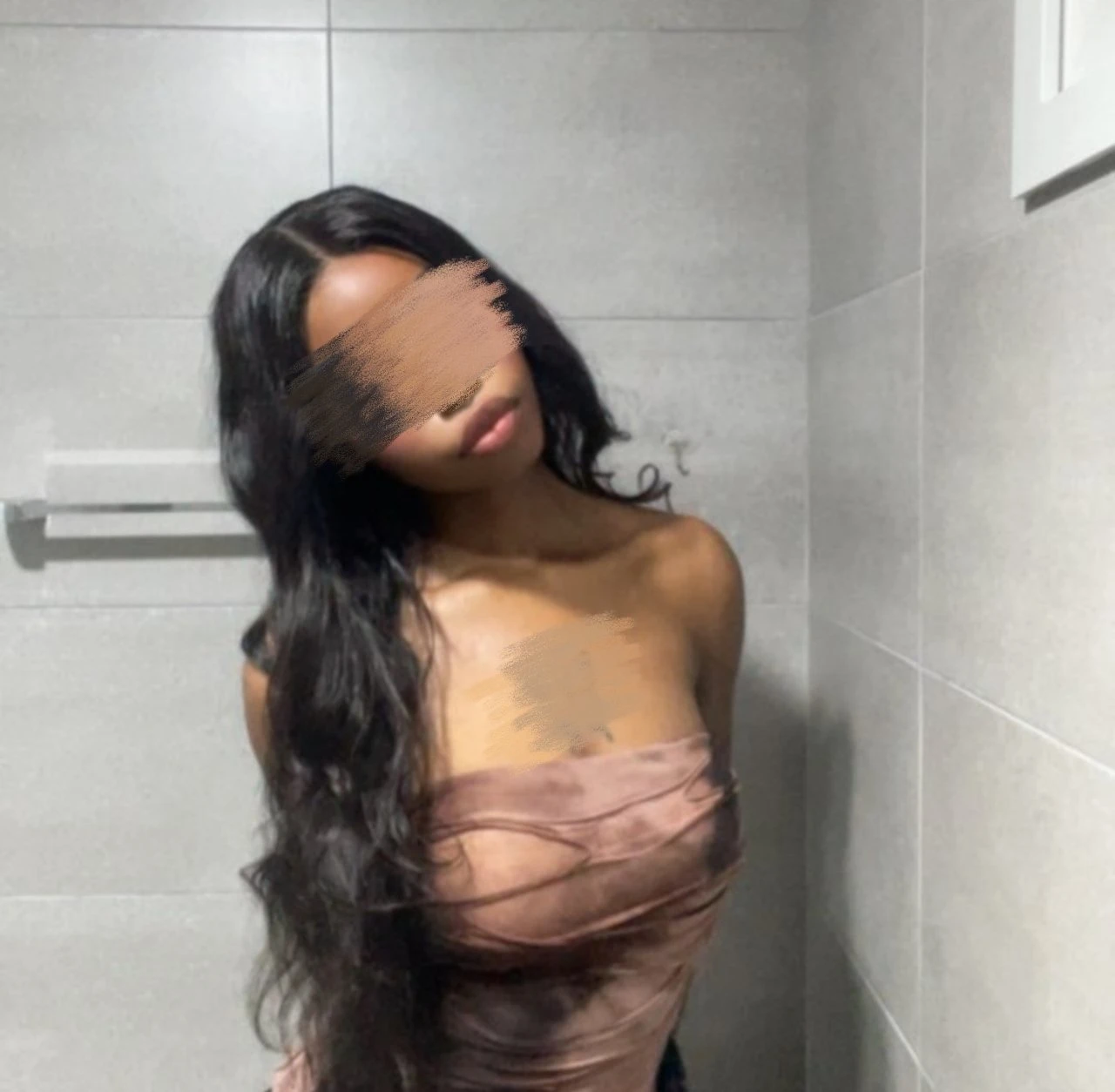 French Tiara – French escort in Seoul — 7 / 13