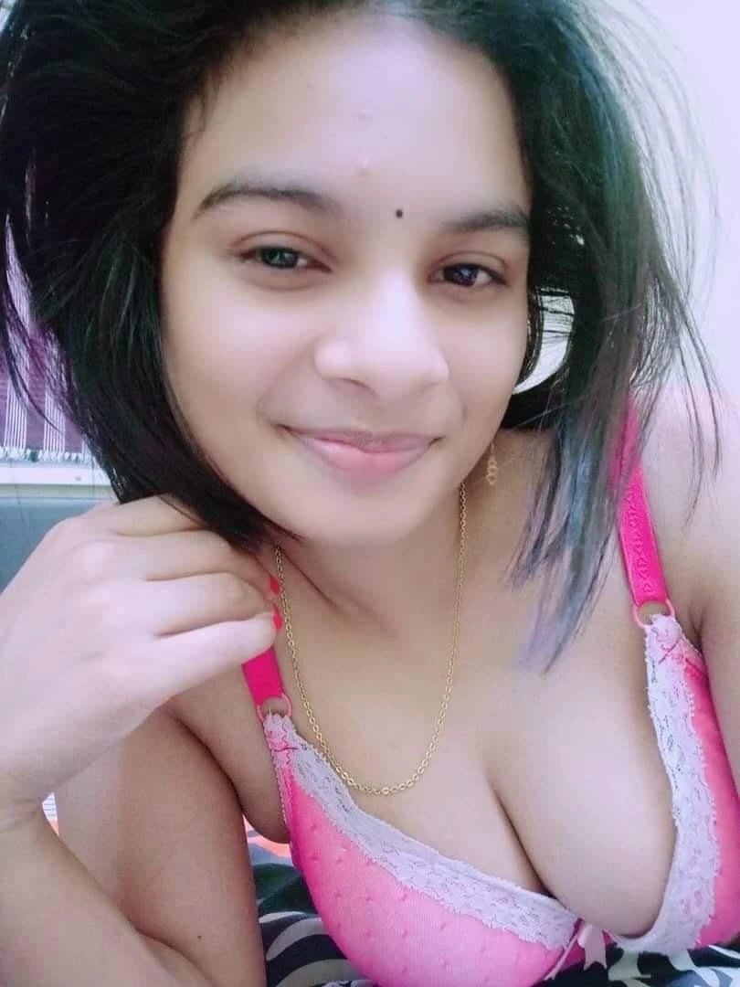 Mahi Shrama – Indian escort in Mumbai — 4 / 5