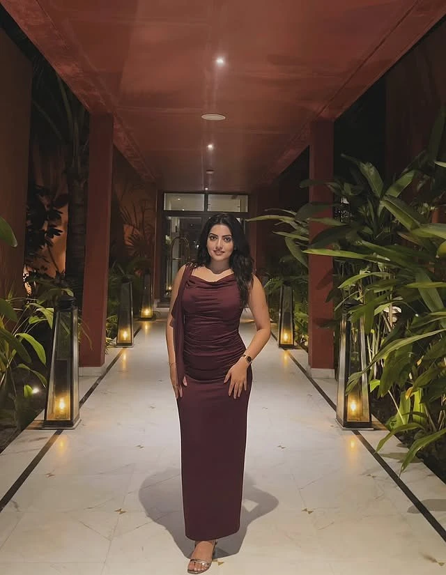Aarohi – Solomon Islander escort in Maldives — 3 / 5