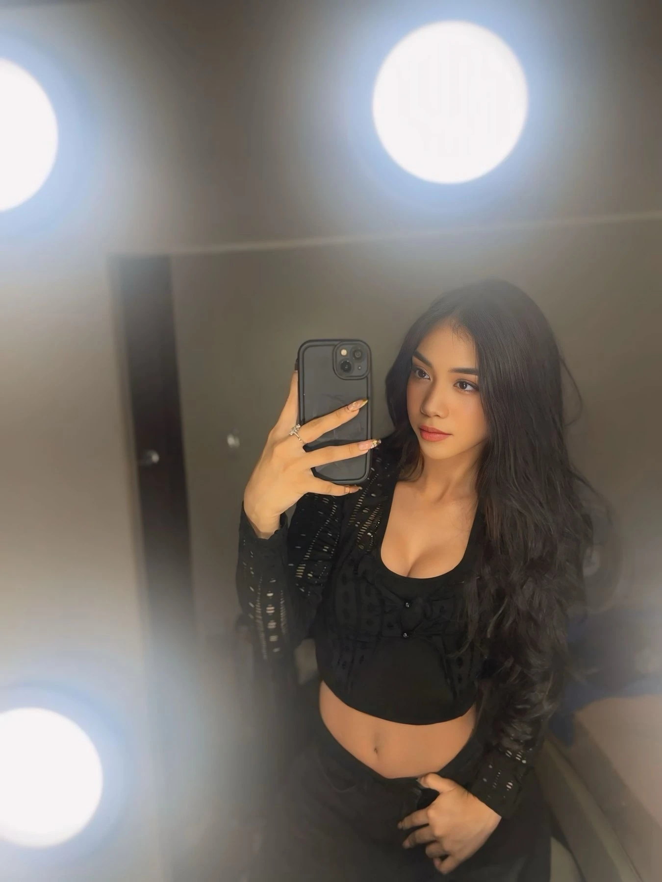 Amarah Baby Girl – Filipino escort in Ho Chi Minh City — 6 / 8