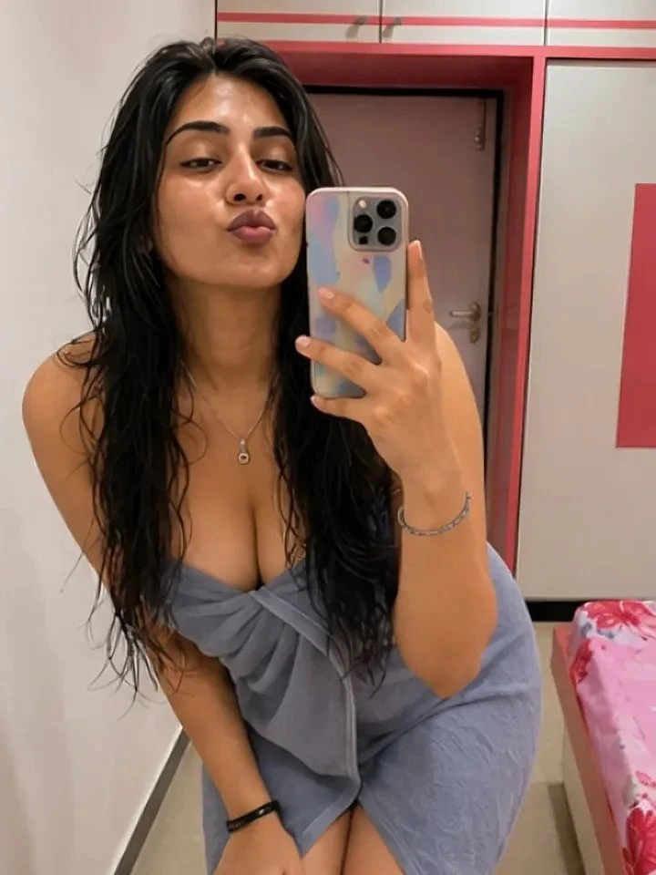 Zareena – Indian escort in Hyderabad — 4 / 5