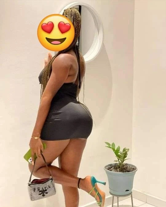 Grace Sexy African Model Girl – South African escort in Candolim, Goa — 2 / 3