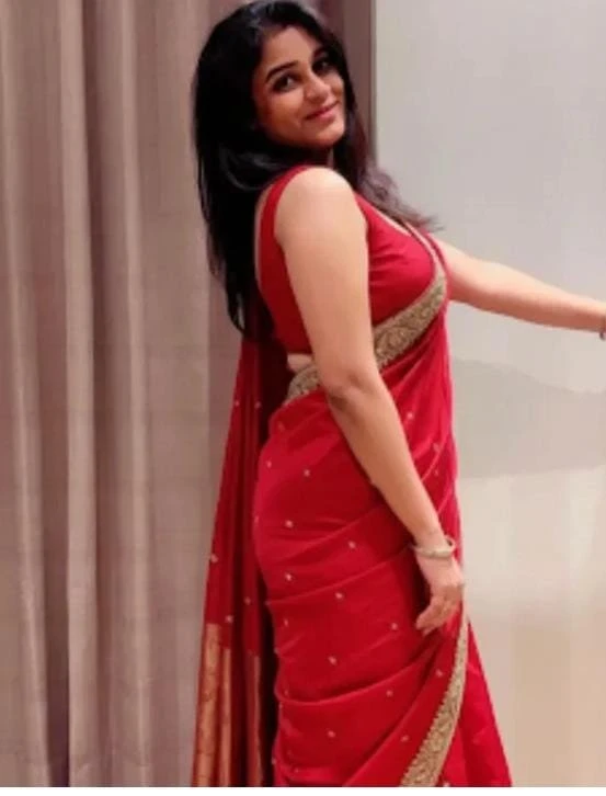 Jiya – Indian escort in Kochi — 2 / 3