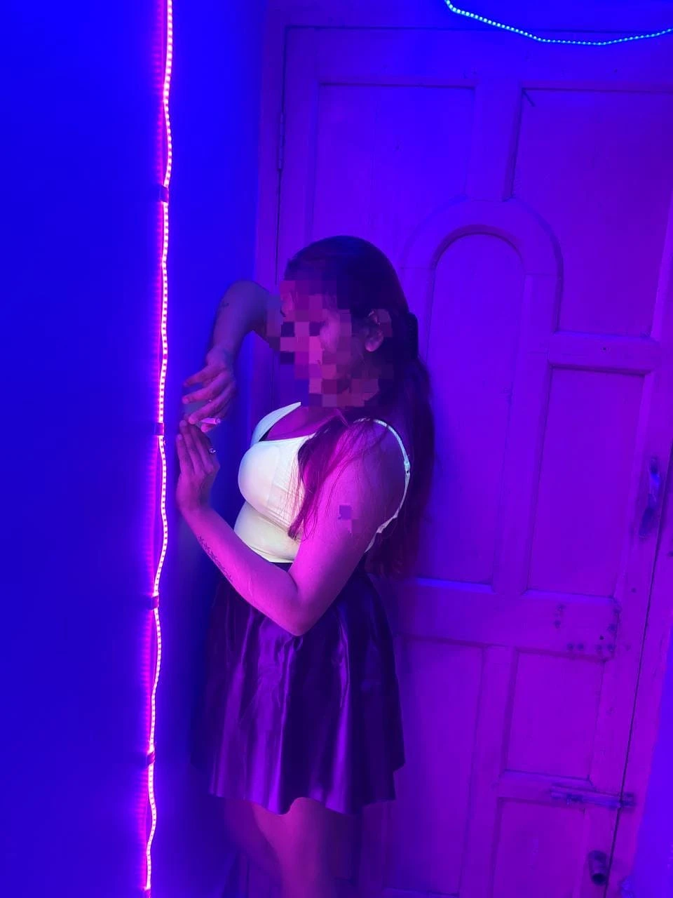 Kolkata Cam Session & Real Escort Servic – Indian escort in Kolkata — 16 / 17