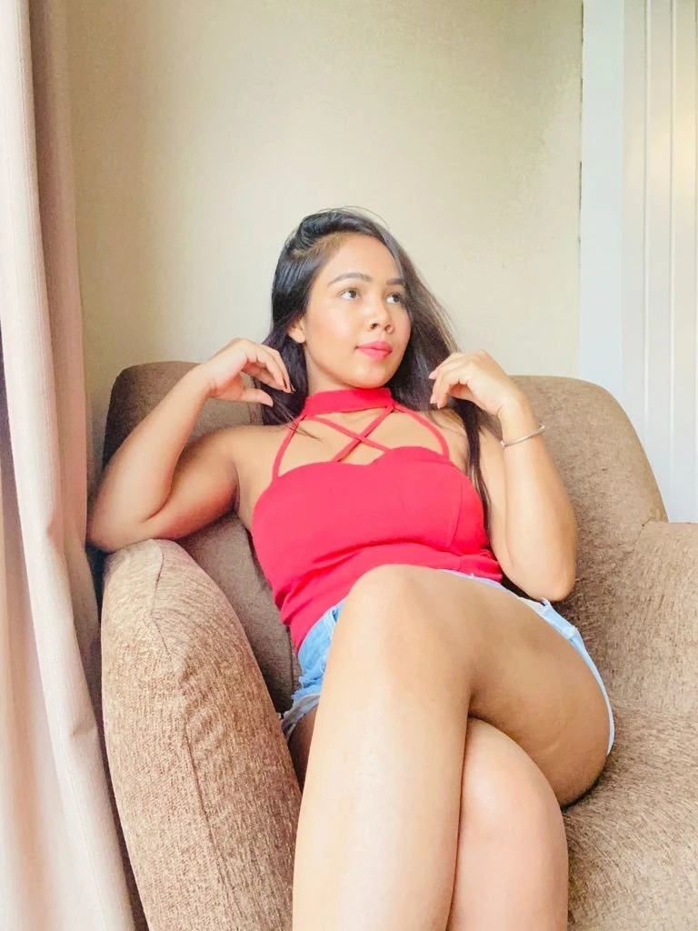 Tina Sharma – Indian escort in Mumbai — 4 / 6