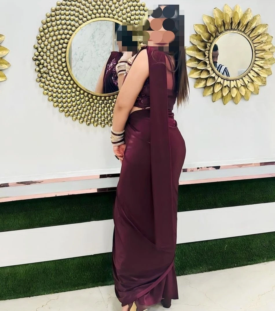 Mona real meet and nude cam – Indian escort in Jaipur — 3 / 4