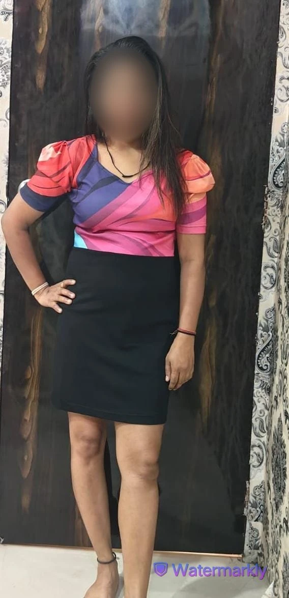 Varsha Hot College Girl – Indian escort in New Delhi — 6 / 7