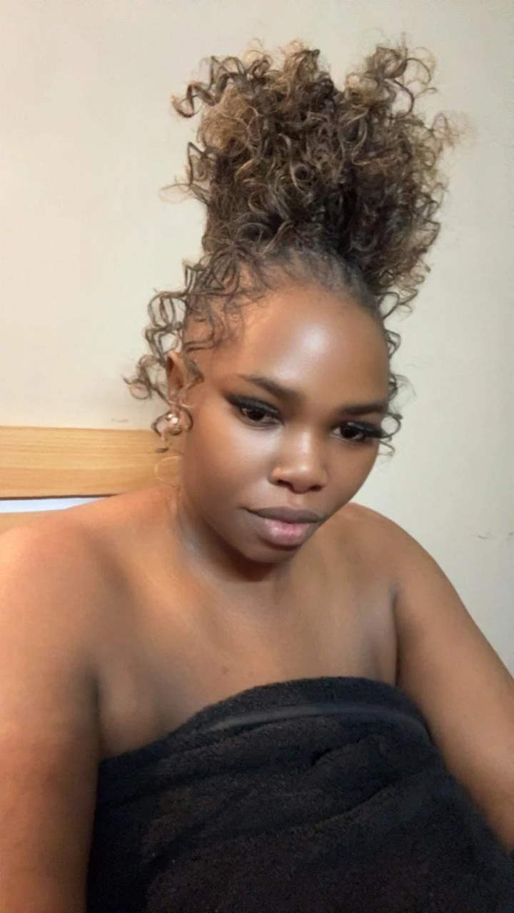 AFRICAN ESCORT GIRL – South African escort in Noida — 7 / 11