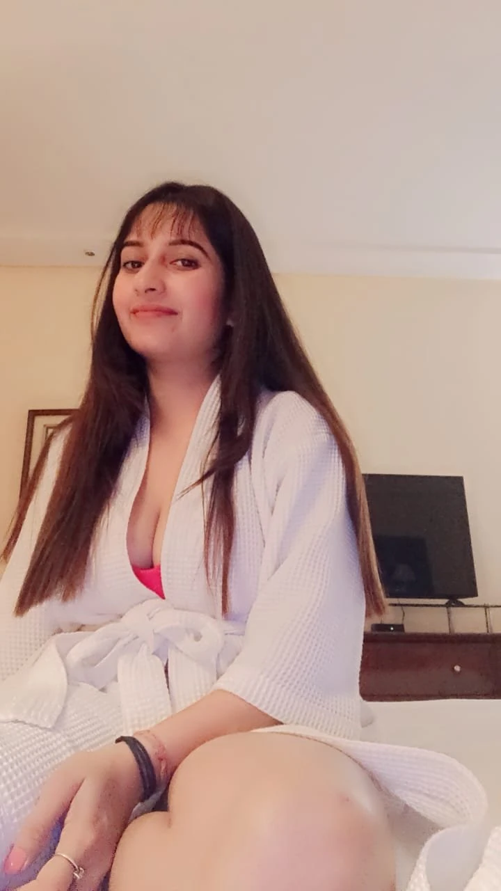 Radhika Sharma – Indian escort in Indore — 2 / 3
