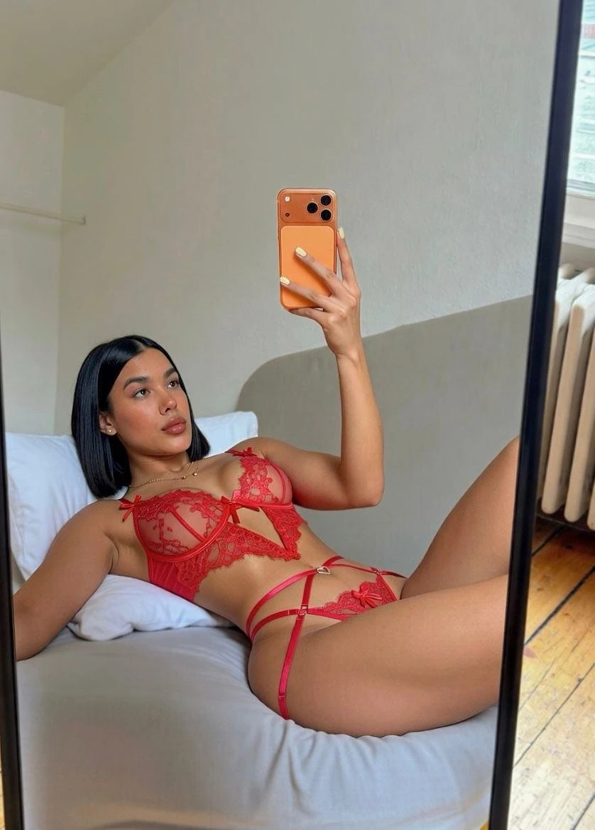 Naomi – Venezuelan escort in Beirut — 5 / 9