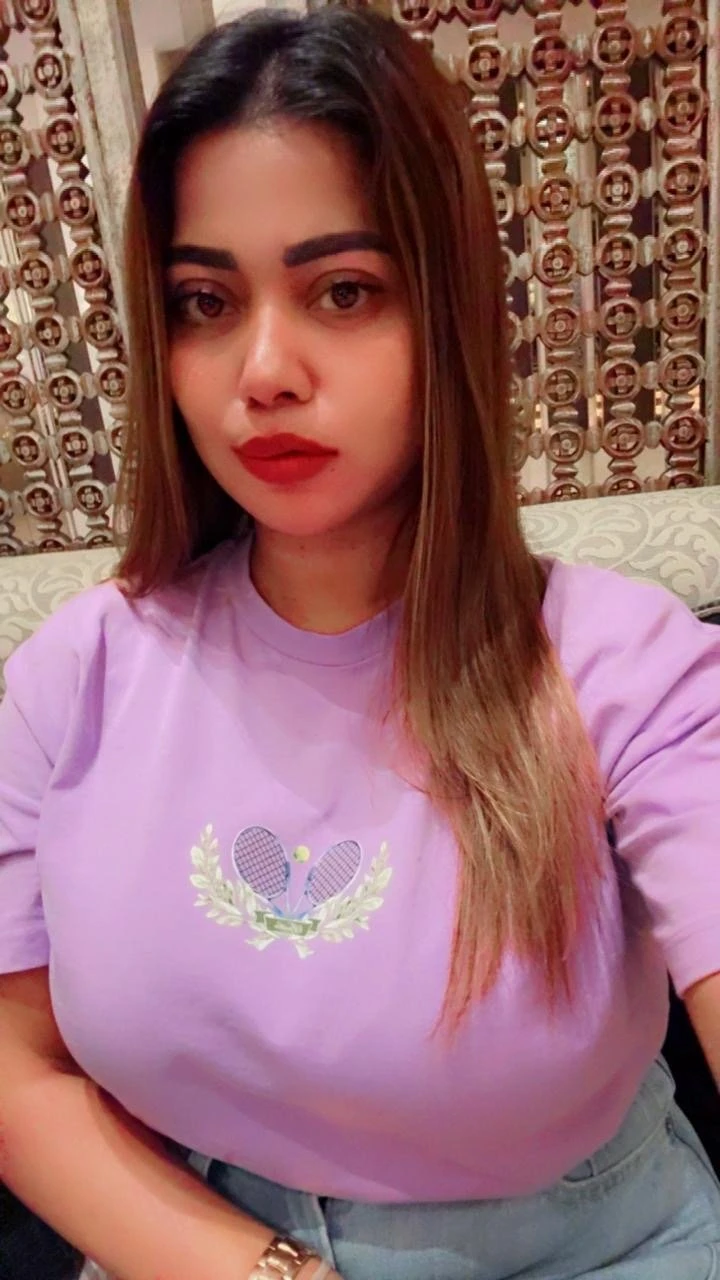 Ishika,🦋 Real Meet & Cam Service – Indian escort in Mumbai — 3 / 5