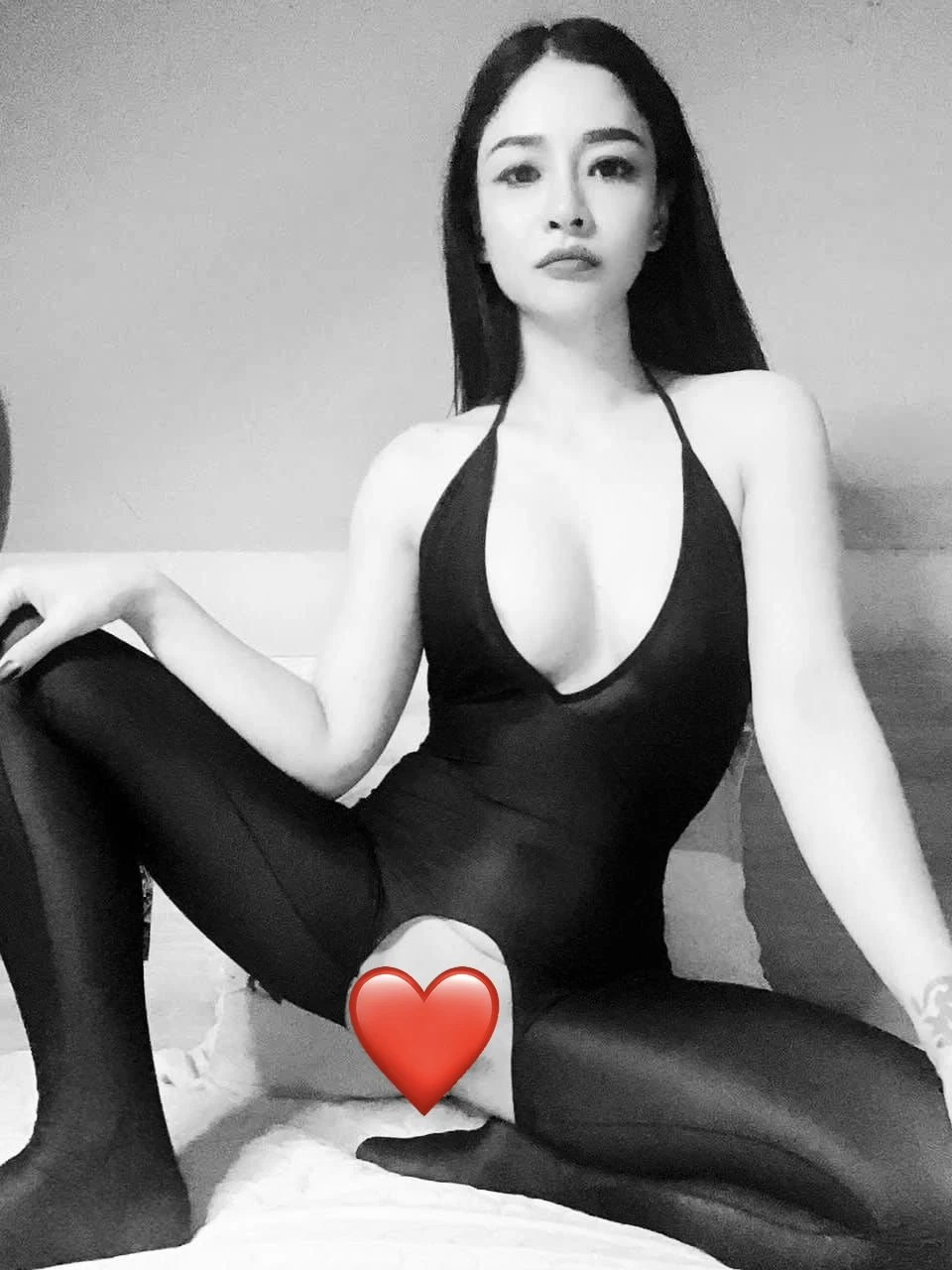 Lucy – Vietnamese escort in Ho Chi Minh City — 7 / 12