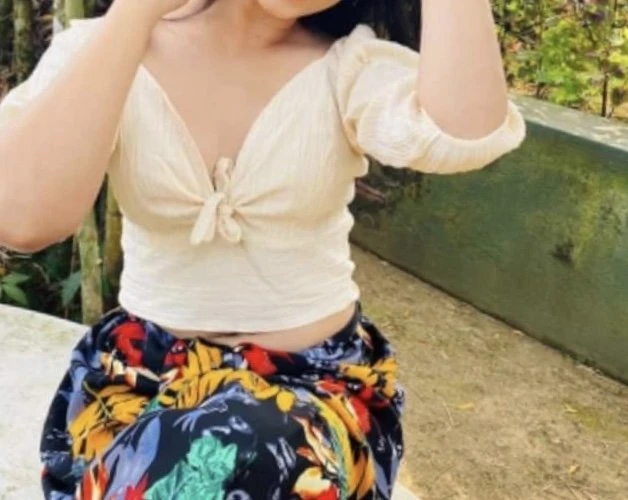 Hansika – escort in Mumbai — 3 / 4