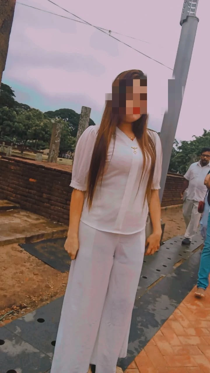 Nishi B to B – Sri Lankan escort in Colombo — 4 / 5