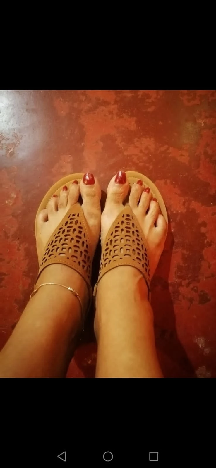 Sara Fernando – Sri Lankan masseuse in Colombo — 5 / 7